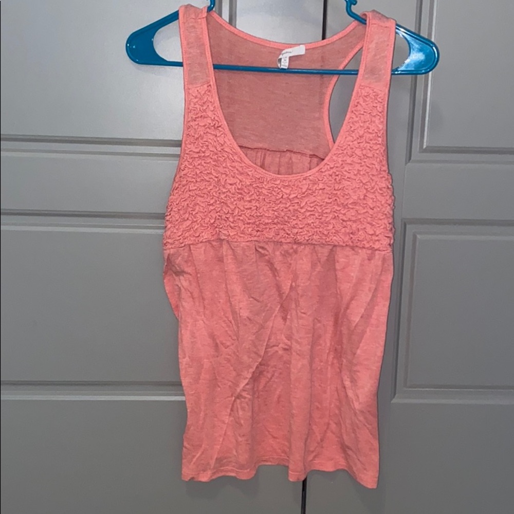 Pink tank